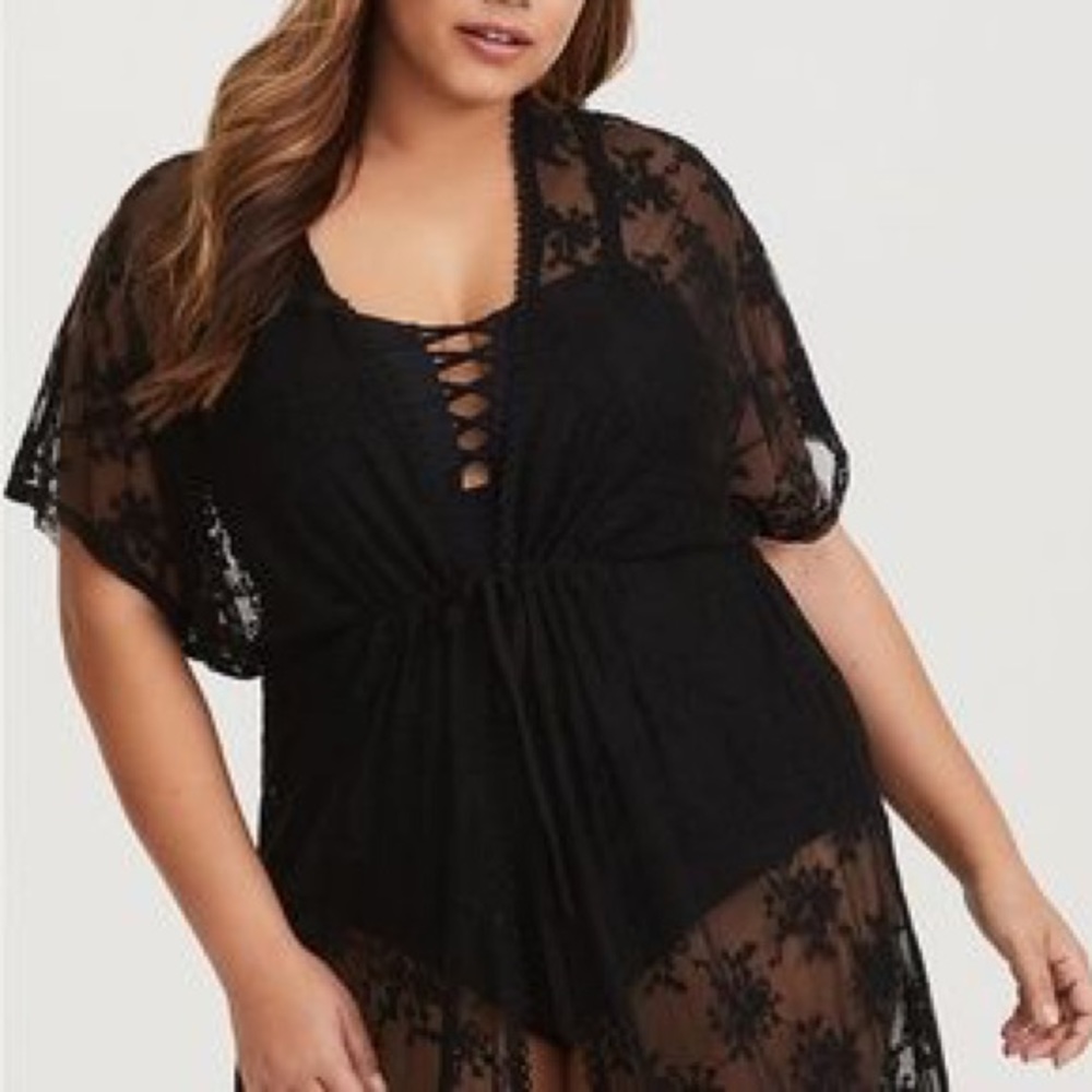 Torrid Lace Kimono/Swim cover up. NWOT.